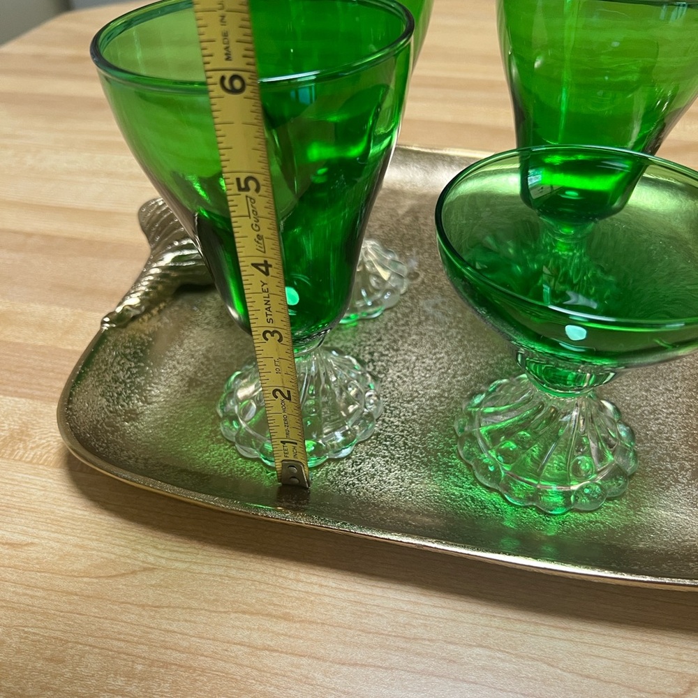 #1363****Set of Vintage Green Emerald Glass Goblets and Bowl - Picture 7 of 8